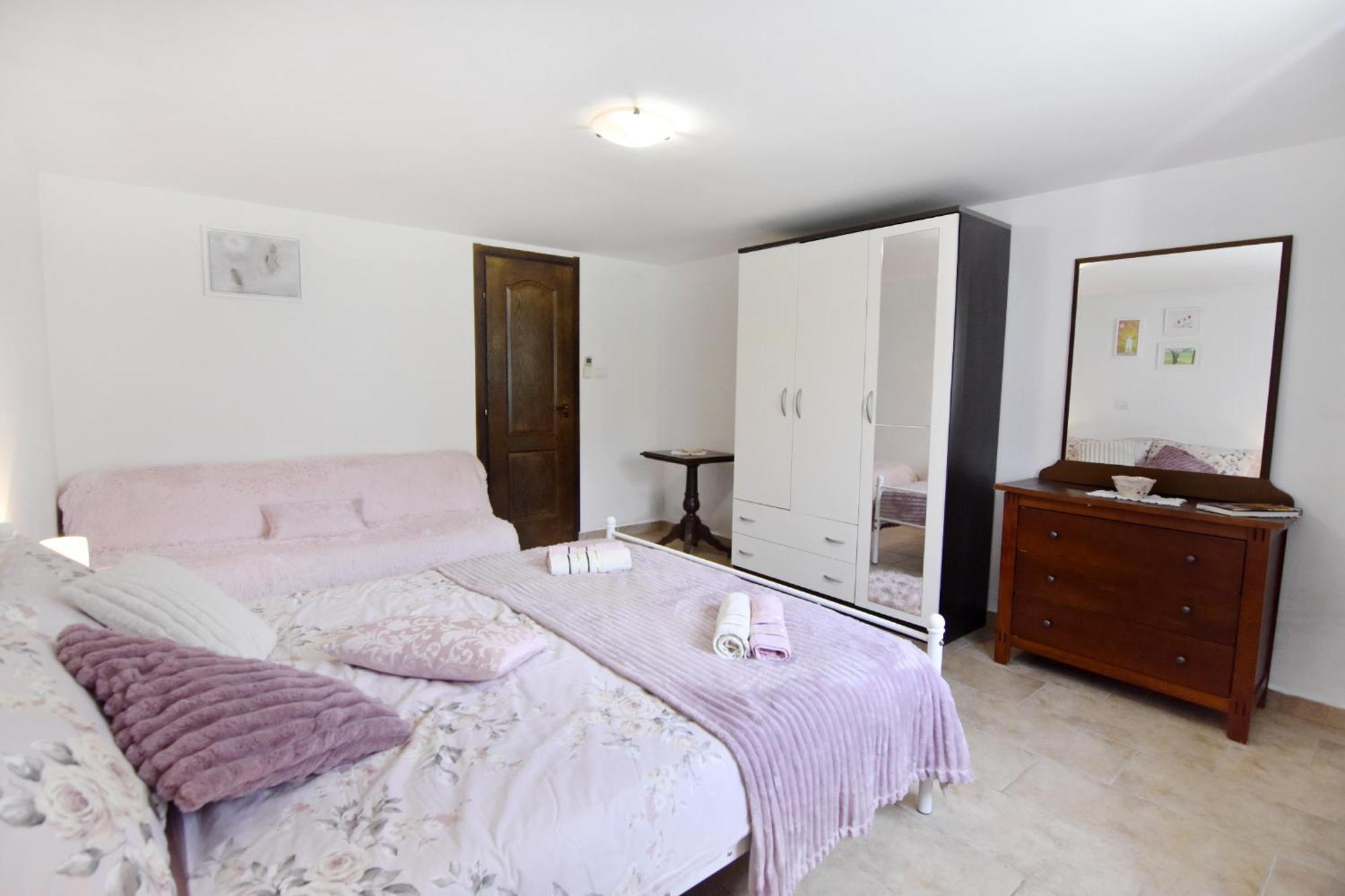 Vila Vesna グロジュニャン エクステリア 写真