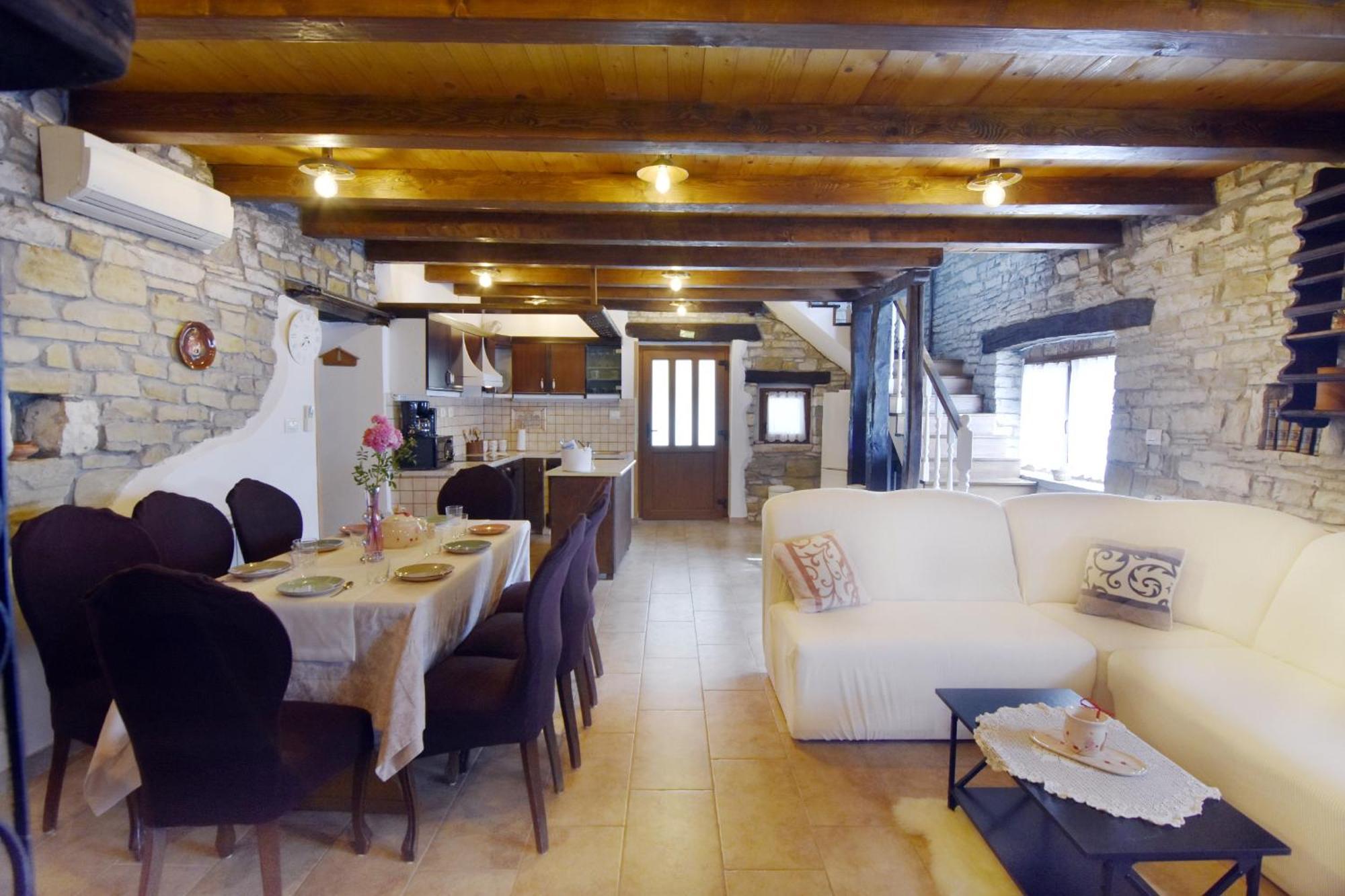 Vila Vesna グロジュニャン エクステリア 写真